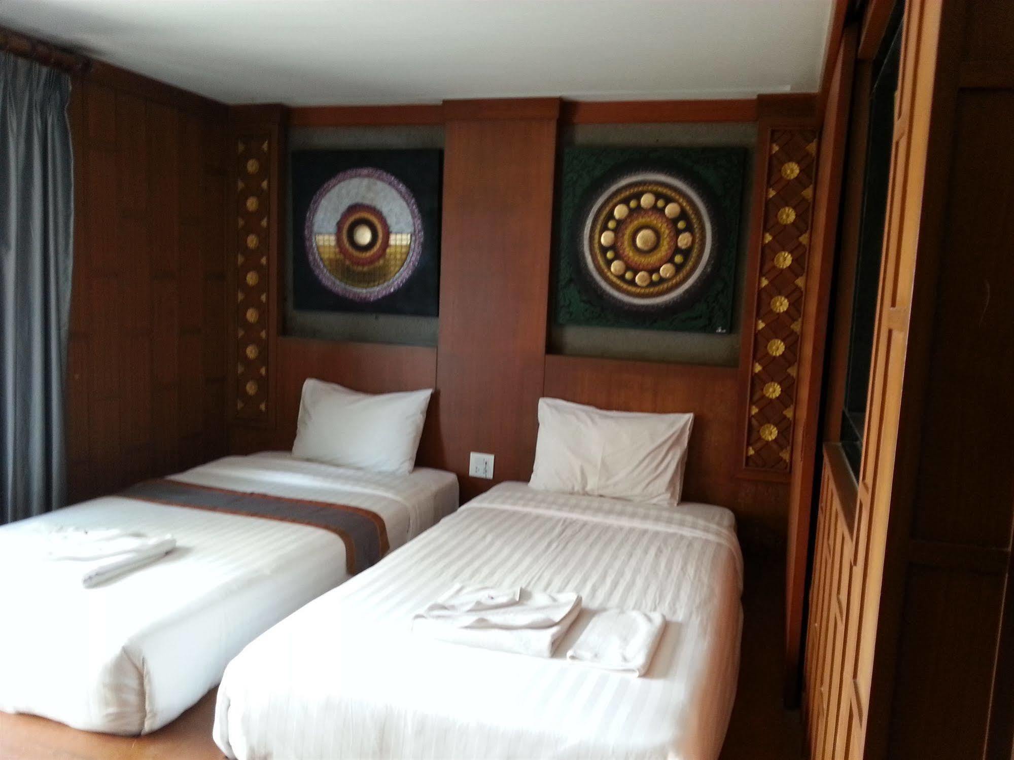 Renoir Boutique Khách sạn 3*